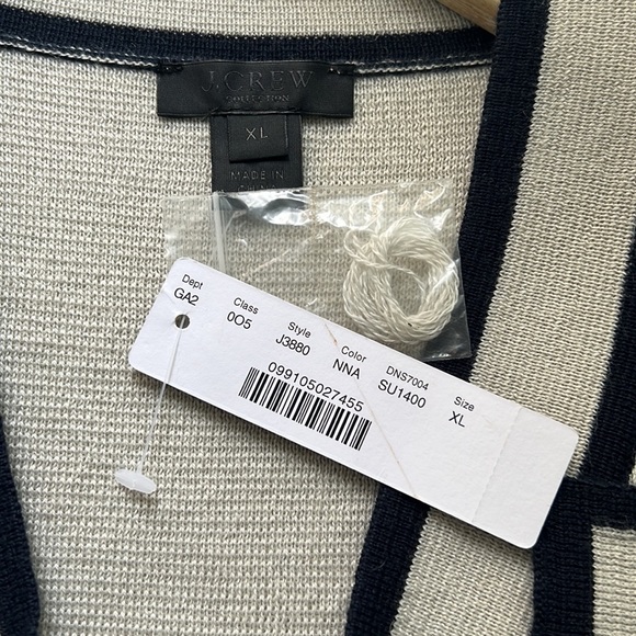 NEW J. Crew COLLECTION Minimalist Wool Blend Oatmeal Preppy V-Neck Knit Top - Picture 2 of 15